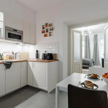 Apartament Meloun Center *