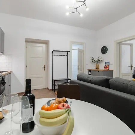 Apartament Meloun Center